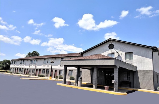 Americas Best Value Inn West Frankfort