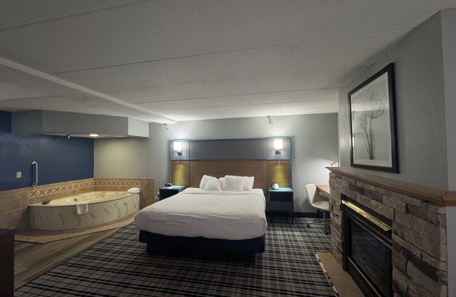 AmericInn by Wyndham Albert Lea