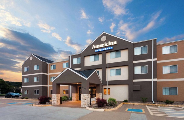 AmericInn by Wyndham Hudson
