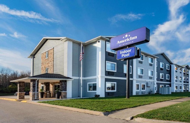 AmericInn by Wyndham Quincy