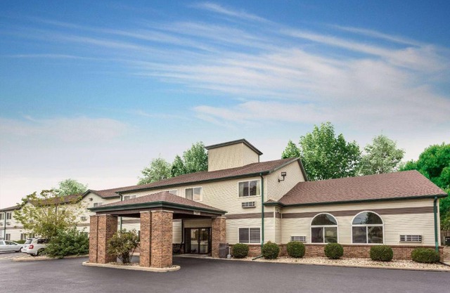 AmericInn by Wyndham Streator
