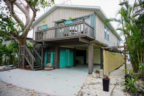 Ami Tree House