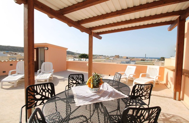 Amodeo 72 - Unit 1 floor