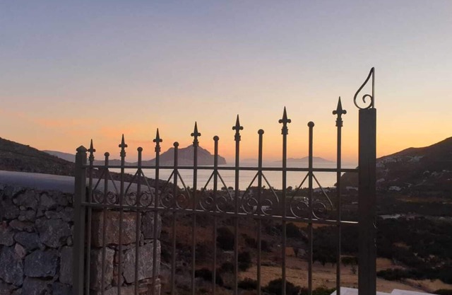 AMORGOS- Villa Handras, Main Villa