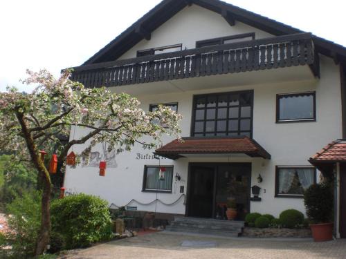 Amstadt's Birkenfels