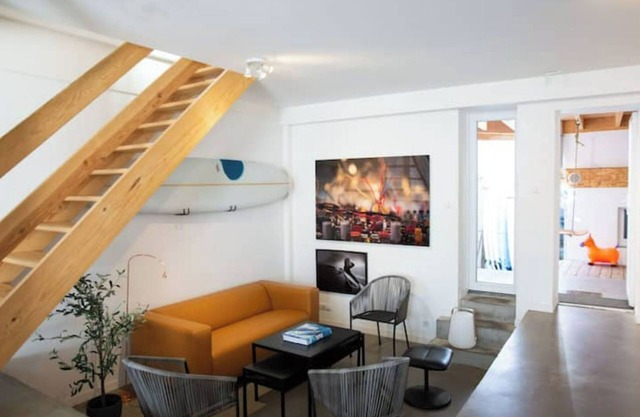 An oceanfront dream, surfboards included!