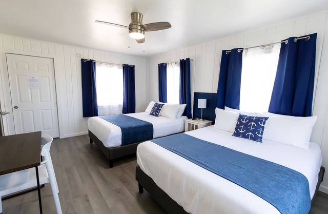 Anchor Bay Inn and Suites