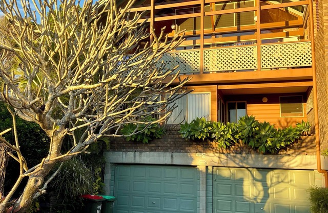 Angourie Beach House - total ocean views