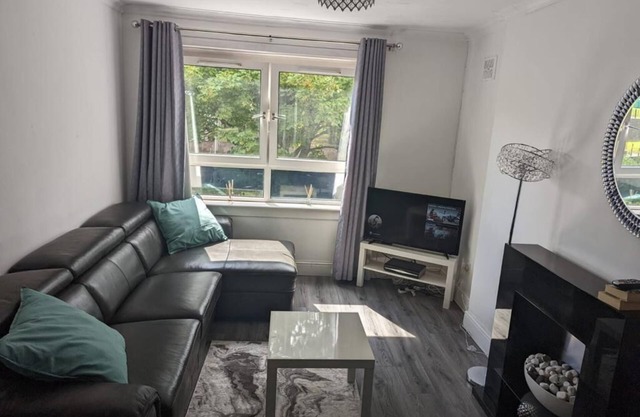 Ann St Short-Term Stay, Greenock, United Kingdom