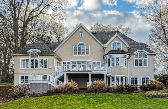 Annapolis Bay Ridge Retreat