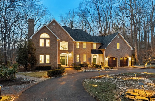 Annapolis Coastal Dreamcation - Hot Tub, Private Dock & Close to Everything!