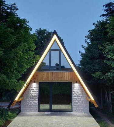 Anovi house