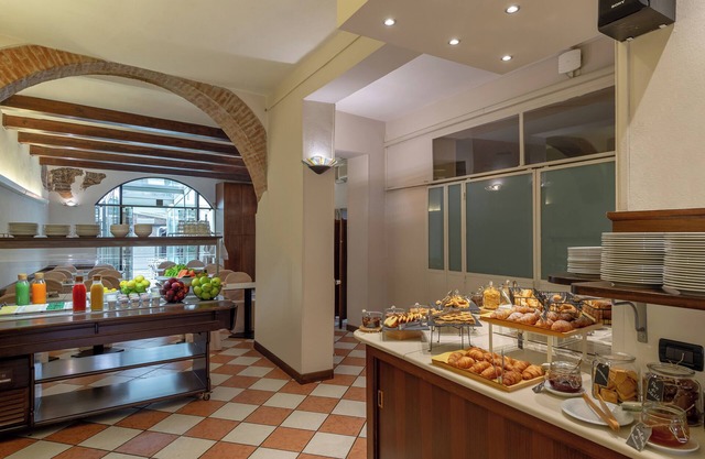 Antico Residence , Mantegna Hotels