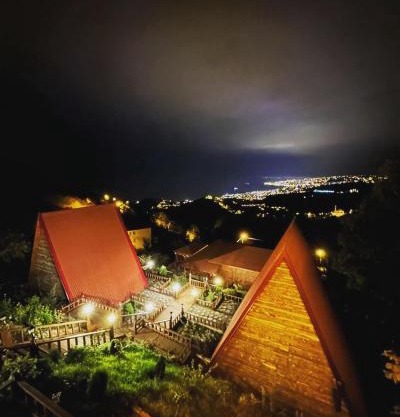 Antikhouse Bungalow&Cafe