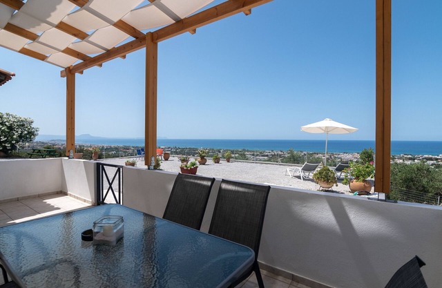 Antonios apartment,Near amenities and Platanes