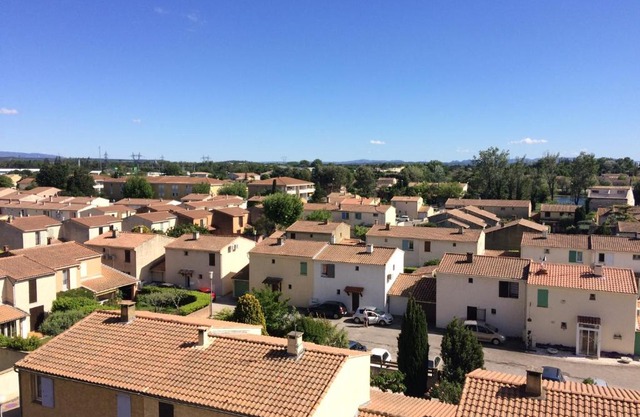 Apart 75m2 - 2 rooms - Parking