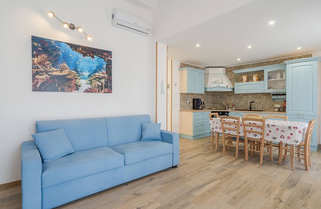 Apartment 'Casa Iole Portopalo' with Sea View, Wi-Fi and Air Conditioning
