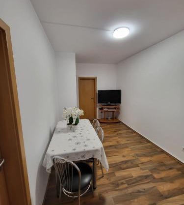 Apartament 3 camere Selimbar Octavian Goga