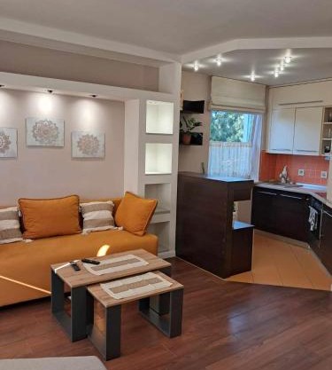 Apartament Julia 1-4 os parter balkon garaż Westerplatte