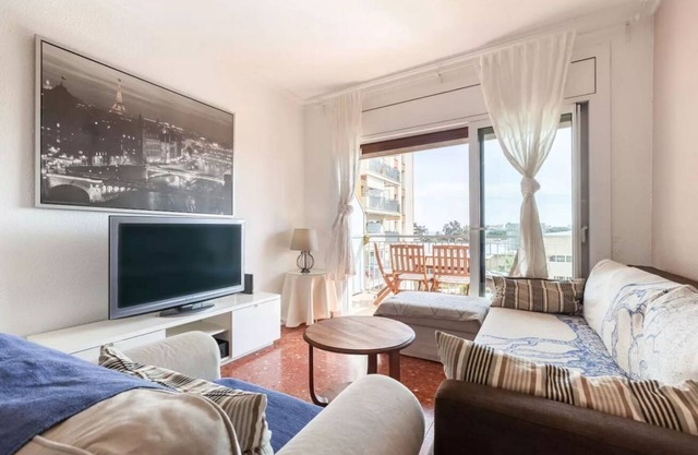 Apartament Muralla 30 min Barcelona near beach and train station