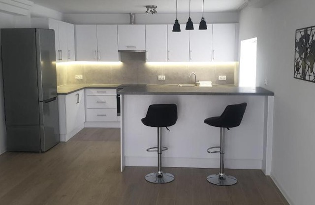 Apartament w Centrum Kielc z prywatnym parkingiem