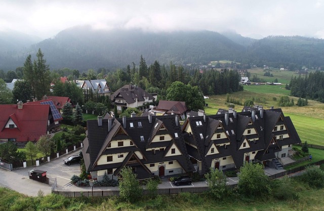Apartament z basenem, sauną i widokiem na Tatry w Kościelisku k. Zakopanego.