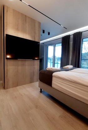 Apartament z widokiem na morze i port