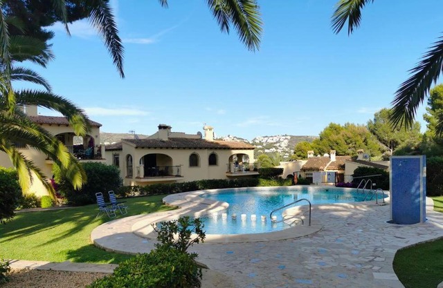 Apartamento en moraira con piscina