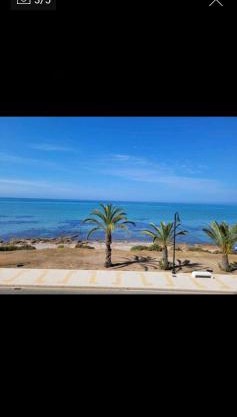 Apartamento en primera linea de mar.