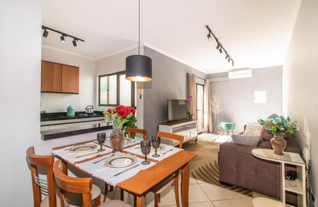 Apartamento Moderno com Terraço à 4Km do Consulado USA