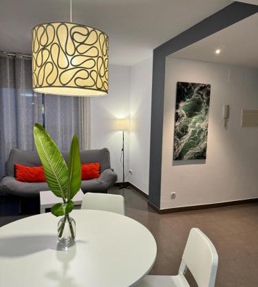 APARTAMENTO ROMELIA bajo A