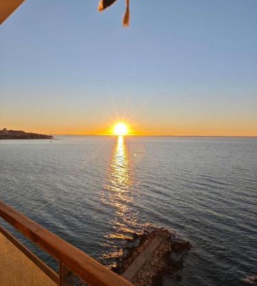 Apartamento vista al mar