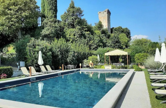 Apartment 'Antica Torre Virgilio' with Mountain View, Wi-Fi and Air Conditioning