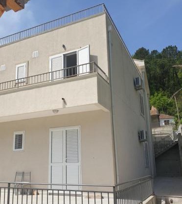 Apartmani Zlatko