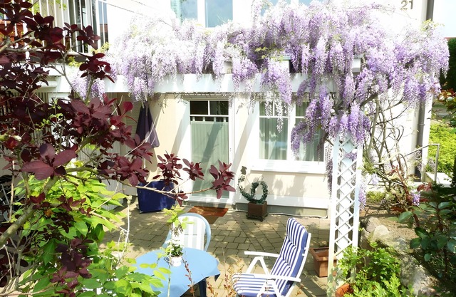 Apartment '1-Zimmer' with Private Terrace, Shared Garden and Wi-Fi