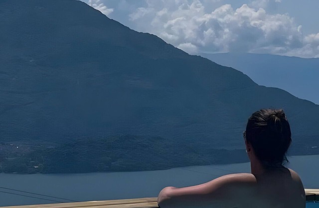 Apartment '1' with Lake View, Shared Pool and Wi-Fi