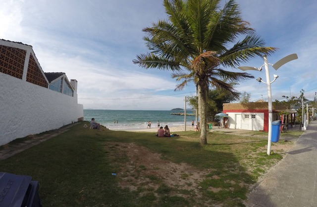 Apartment 2 bedrooms 20m from the beach