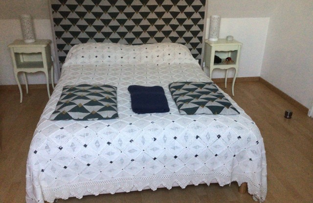 Apartment 2 minutes from Jeu de Paume Very close to town center, quiet location