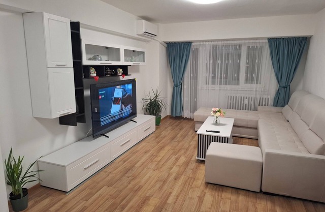 Apartment, 3 rooms,nearby Piata Victoriei and Gara de Nord, main railwaystation