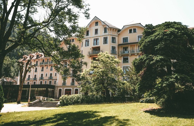 Apartment 4 people Le Splendid d'Allevard | Hydrotherapy and 10km from the slopes