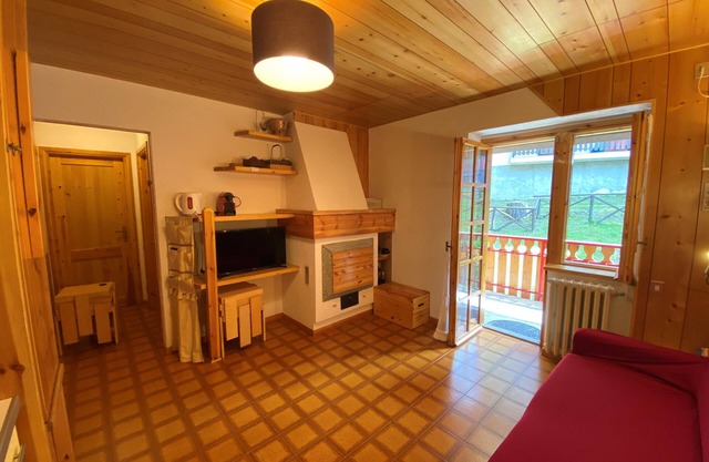 Apartment 5 adults + 1 child 300 meters from the slopes