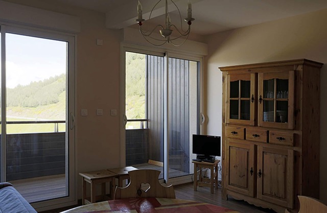 Apartment 6 ppl, balcony, ski-in/ski-out, parking, spa - Peyragudes