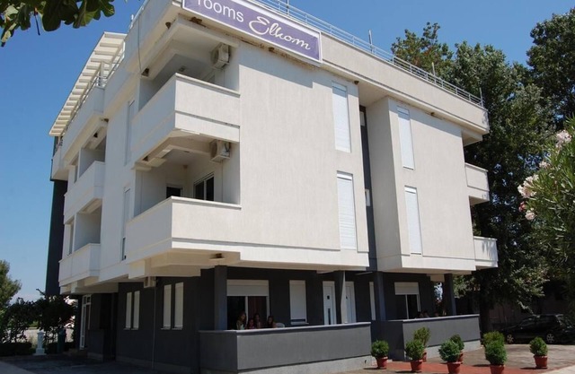 Apartment 7, yellow,500 m from "Grate Beach",for 5 People,Breakfast included
