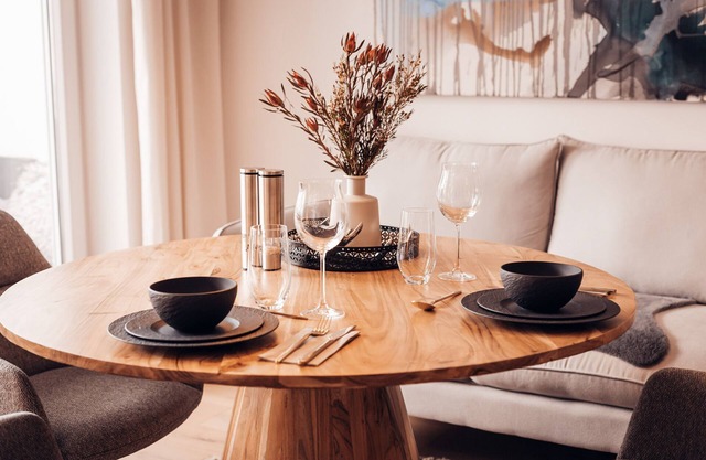 Apartment 'Alpen Art Chalet' with Mountain View, Shared Garden and Wi-Fi