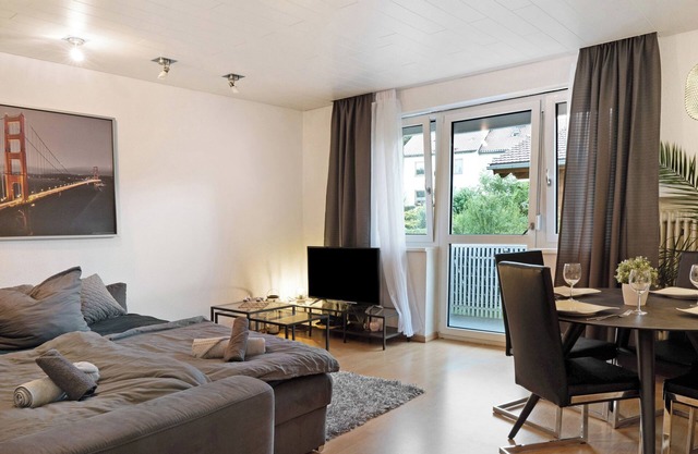 Apartment 'Amselnest' with Private Terrace, Private Garden