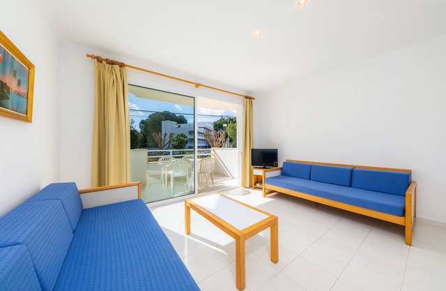 Apartment 'Apartament Massanet Bc' with Balcony, Wi-Fi and Air Conditioning