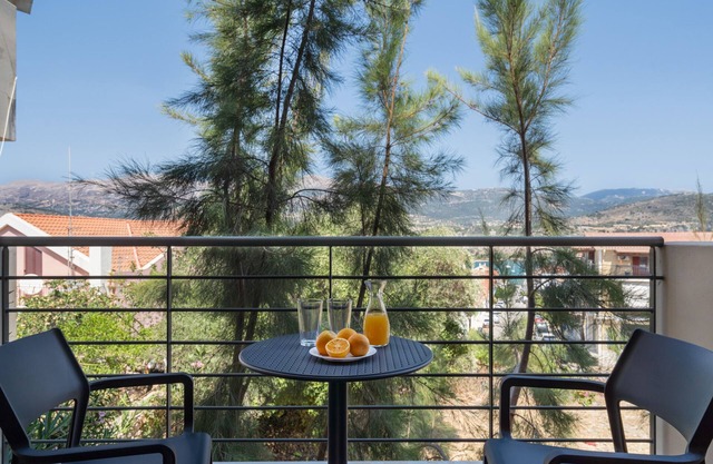 Apartment 'Ardavani City 4' with Shared Terrace, Shared Garden and Air Conditioning