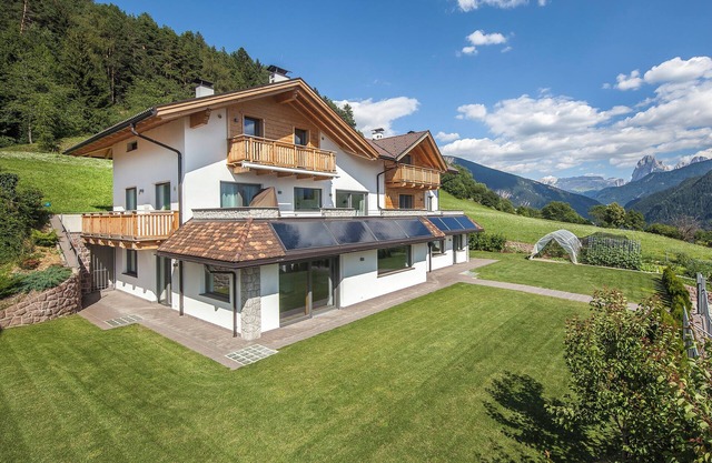 Apartment 'Avea App 2-2 Personen' with Mountain View & Garden