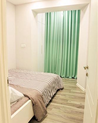 Apartment "B" with a separate bedroom