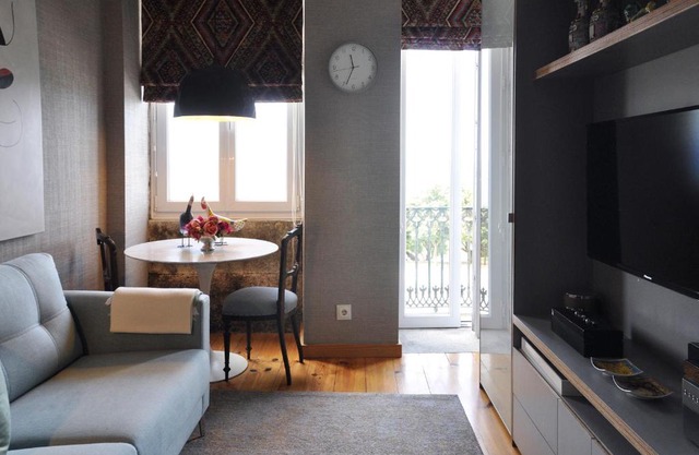 Apartment by the Sea